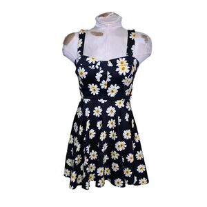 Ixia Floral Daisy Dress SZ Small Retro Fit and Flare Cottage Core Pin up Summer